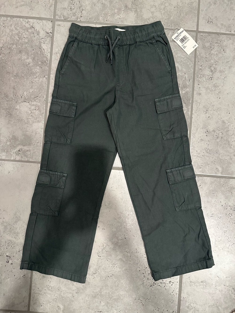 Packing kids baggy cargo pants-NWT